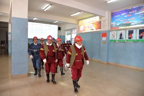 安全信息】發(fā)耳煤業(yè)通過國家一級安全生產(chǎn)標準化礦井驗收