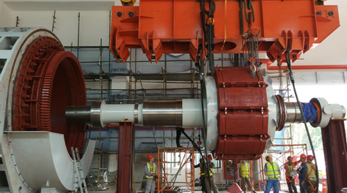 老撾3+1水電站4號(hào)機(jī)轉(zhuǎn)子順利吊裝就位